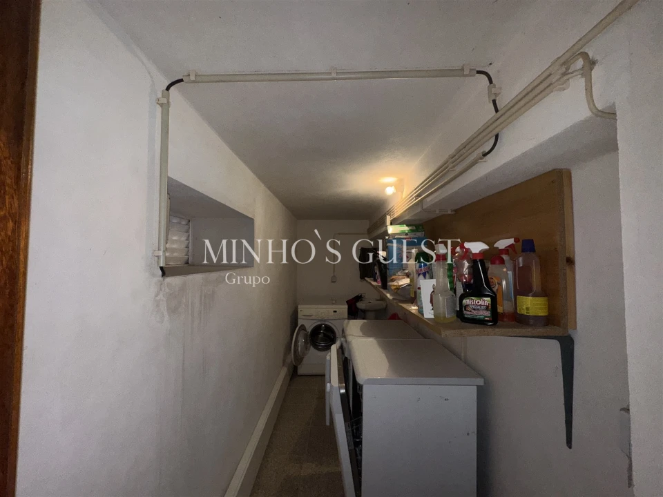 Moradia T4 para Venda em Rio Caldo Foto 39