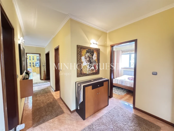 Moradia T4 para Venda em Rio Caldo Foto 17