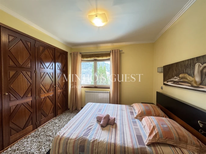 Moradia T4 para Venda em Rio Caldo Foto 21