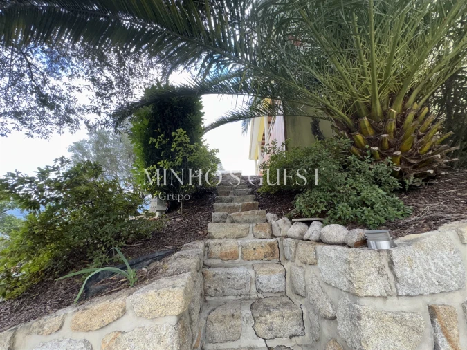 Moradia T4 para Venda em Rio Caldo Foto 41