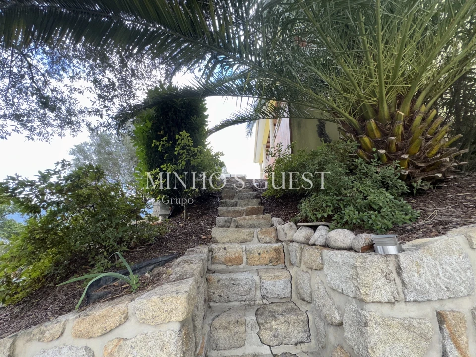 Moradia T4 para Venda em Rio Caldo Foto 41