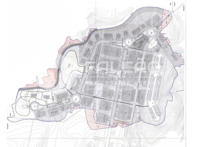 Terreno para Venda em Troporiz e Lapela Foto 52