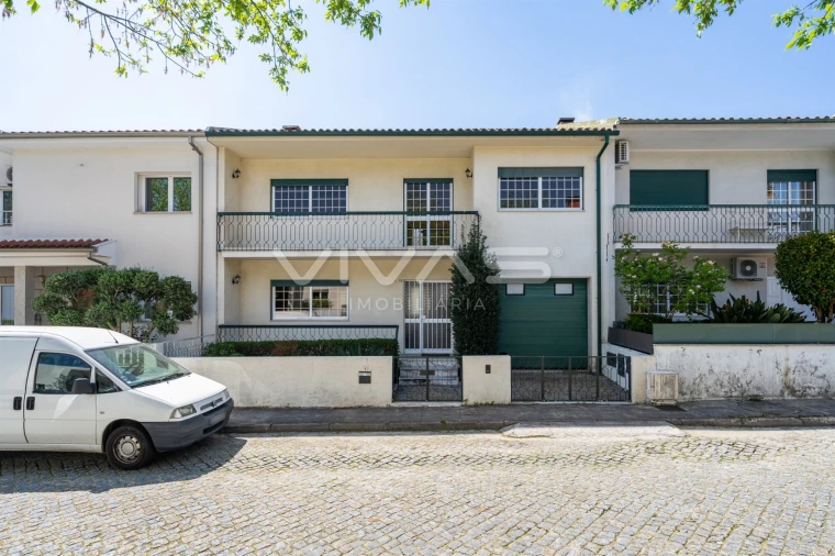 Moradia T4 para Venda em Gualtar Foto 3