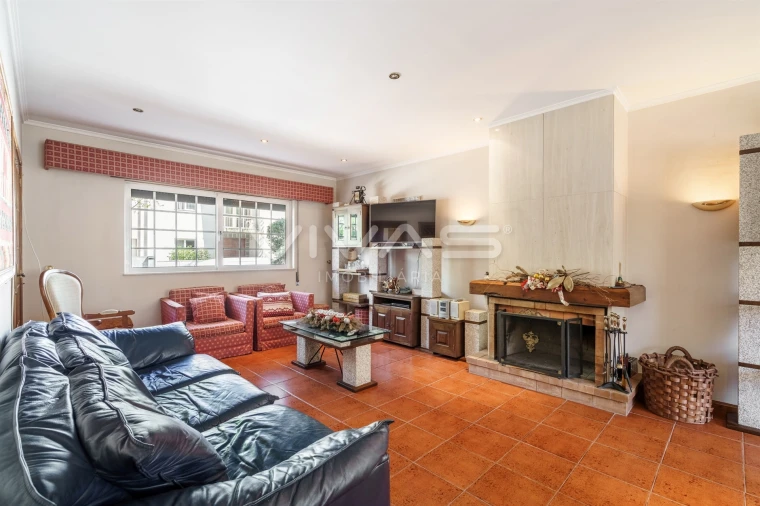 Moradia T4 para Venda em Gualtar Foto 5