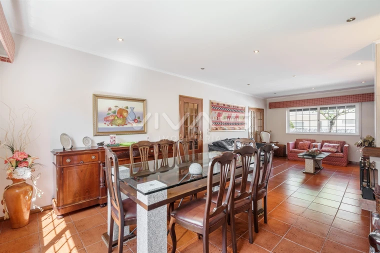 Moradia T4 para Venda em Gualtar Foto 6