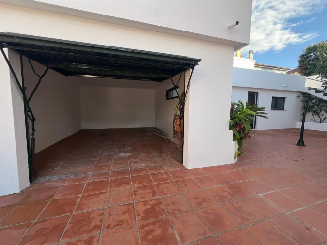 Moradia T5 para Arrendamento em Ramalde Foto 6