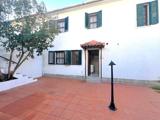 Moradia T5 para Arrendamento em Ramalde Foto 34