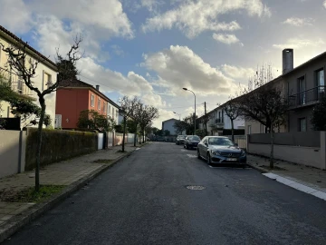 Moradia T3 para Venda em Aldoar, Foz do Douro e Nevogilde