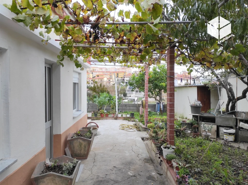 Moradia T3 para Venda em Buarcos Foto 1