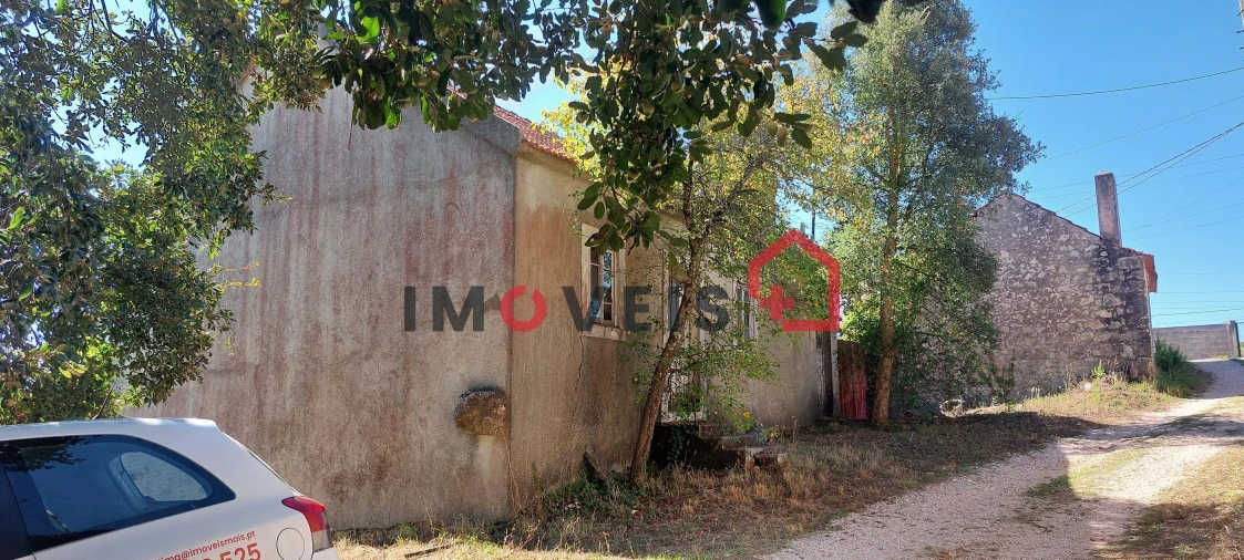 Moradia T3 para Venda em Santa Catarina da Serra e Chainça Foto 2