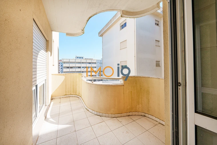 Apartamento T2 para Venda em Fatima Foto 7