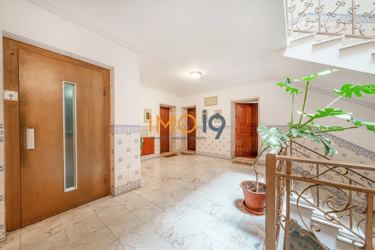 Apartamento T2 para Venda em Fatima Foto 20