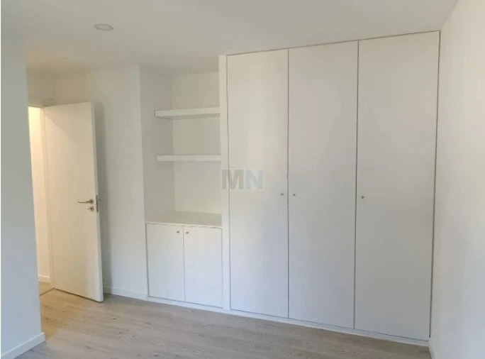 Apartamento T4 para Venda em Santo Antonio dos Olivais Foto 15