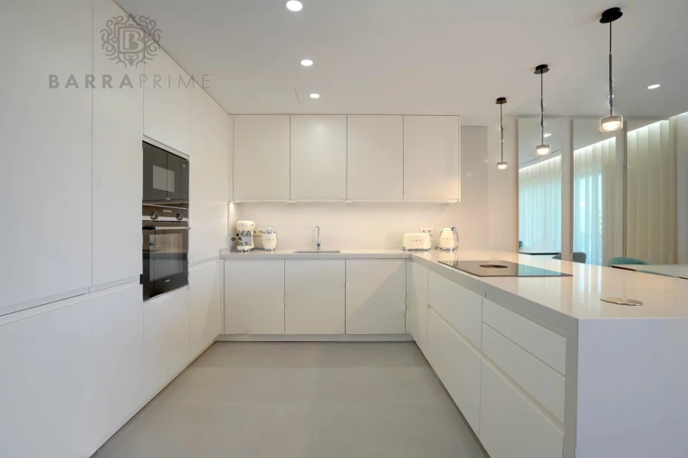 Apartamento T2 para Venda em Quarteira Foto 19