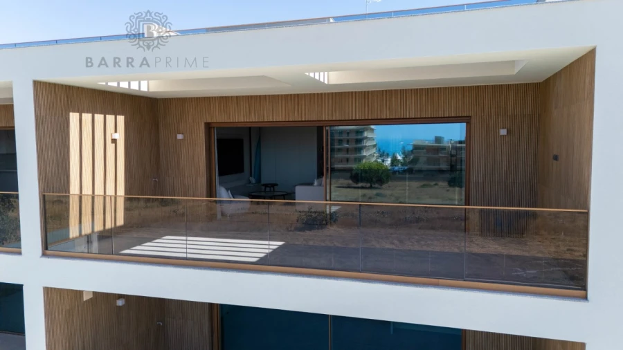 Apartamento T2 para Venda em Quarteira Foto 9