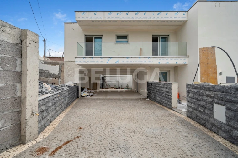 Moradia T3 para Venda em São Martinho Foto 25