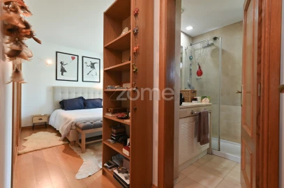 Apartamento T3 para Venda em Oeiras e São Julião da Barra, Paço de Arcos e Caxias