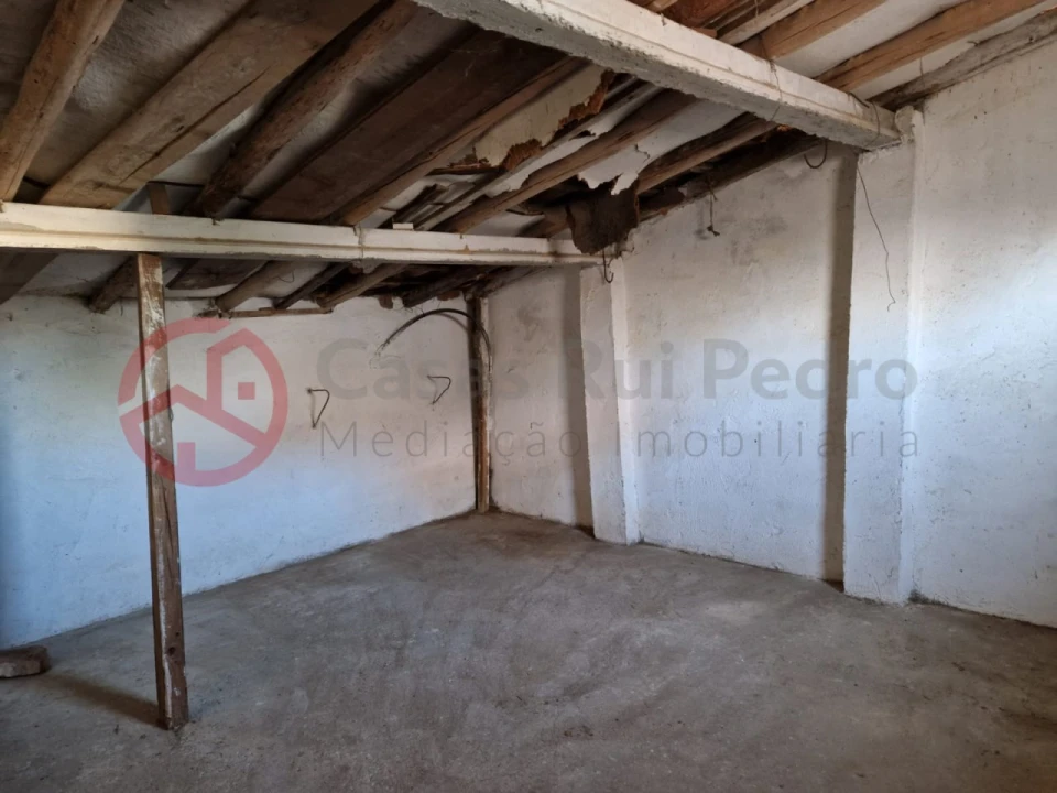 Moradia T2 para Venda em Ferreira do Alentejo e Canhestros Foto 3