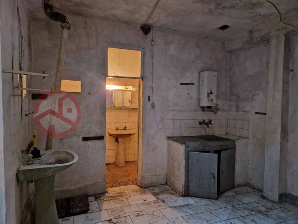 Moradia T2 para Venda em Ferreira do Alentejo e Canhestros Foto 8