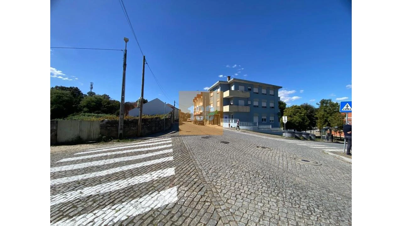 Apartamento T2 para Venda em Campanhã Foto 24