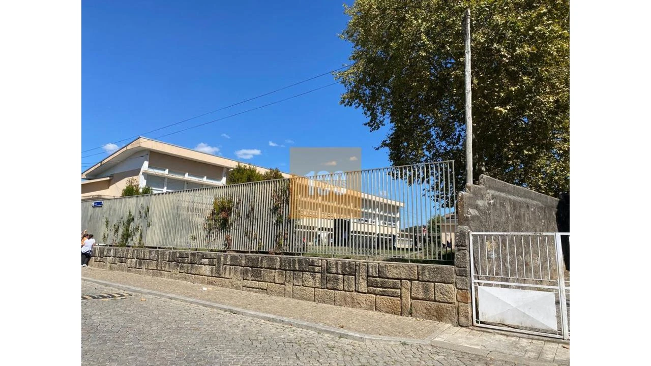 Apartamento T2 para Venda em Campanhã Foto 21
