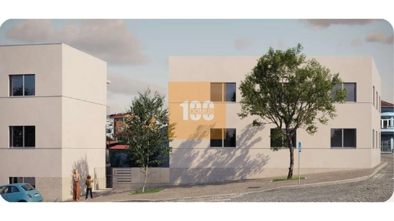 Apartamento T2 para Venda em Campanhã Foto 3