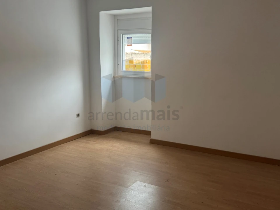 Moradia T4 para Venda em São Martinho de Árvore e Lamarosa Foto 4