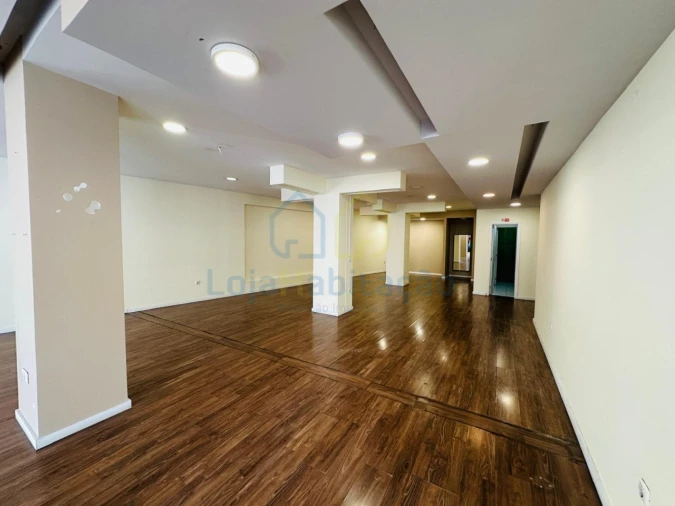 Loja para Arrendamento em São Vicente (Braga) Foto 11