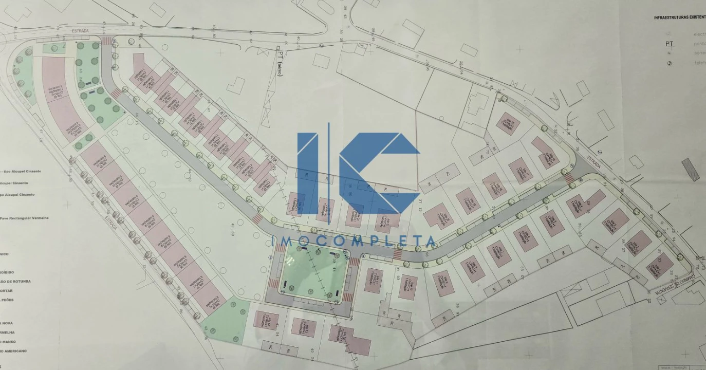 Terreno para Venda em Valongo do Vouga Foto 1