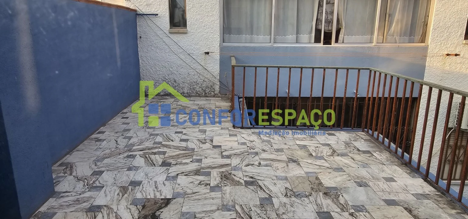Apartamento T4 para Venda em Castelo Branco Foto 8