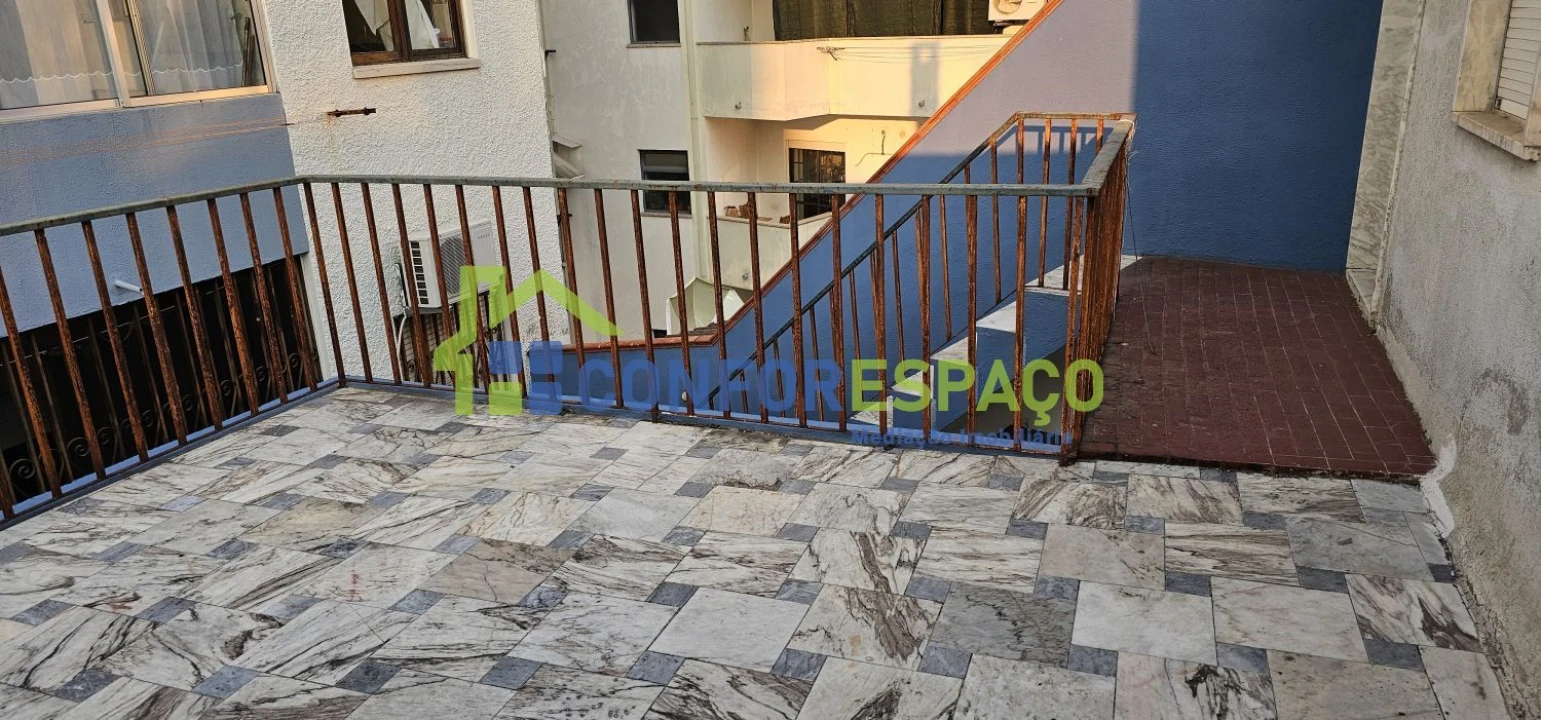 Apartamento T4 para Venda em Castelo Branco Foto 40