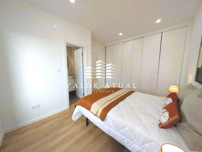 Apartamento T3 para Venda em Benfica Foto 16