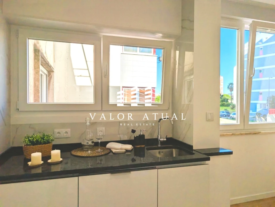 Apartamento T3 para Venda em Benfica Foto 8