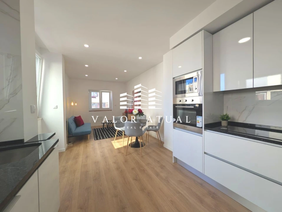 Apartamento T3 para Venda em Benfica Foto 7