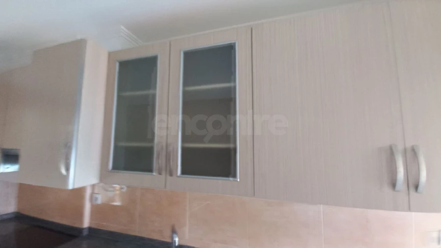 Apartamento T1 para Arrendamento em Pontinha e Famões Foto 8