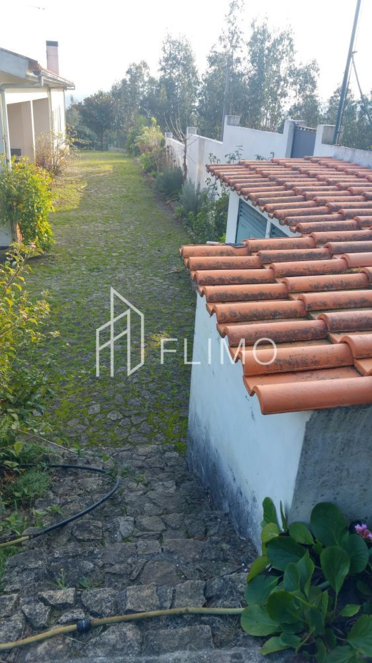 Moradia T5 para Venda em Ossela Foto 7