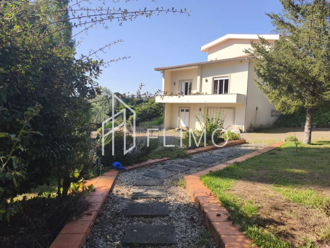 Moradia T5 para Venda em Ossela Foto 55