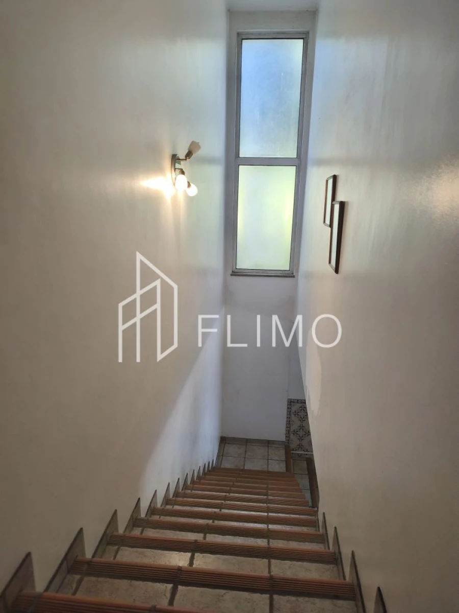 Moradia T5 para Venda em Ossela Foto 63