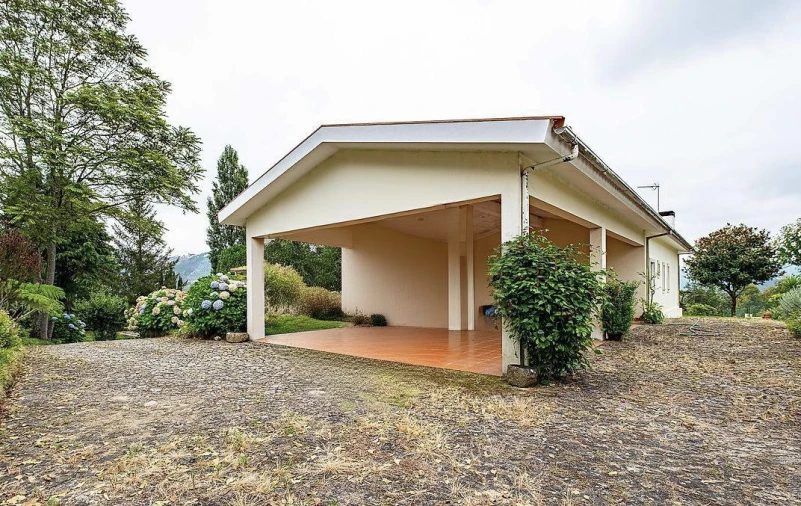 Moradia T5 para Venda em Ossela Foto 72