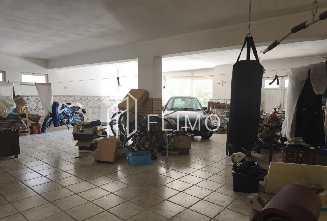 Moradia T5 para Venda em Ossela Foto 20