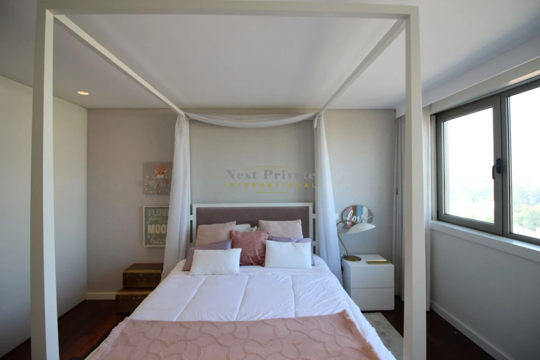 Apartamento T4 para Arrendamento em Lordelo do Ouro e Massarelos Foto 34