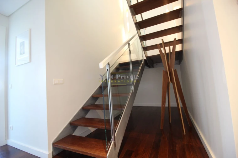 Apartamento T4 para Arrendamento em Lordelo do Ouro e Massarelos Foto 25