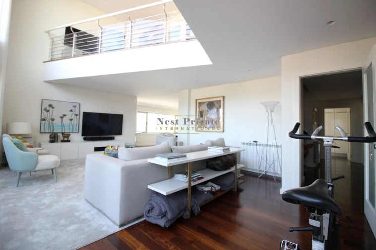 Apartamento T4 para Arrendamento em Lordelo do Ouro e Massarelos Foto 3