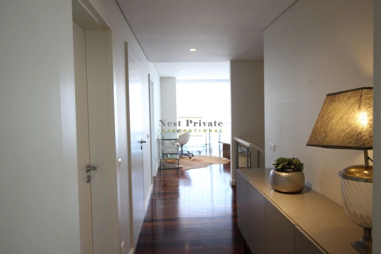 Apartamento T4 para Arrendamento em Lordelo do Ouro e Massarelos Foto 38