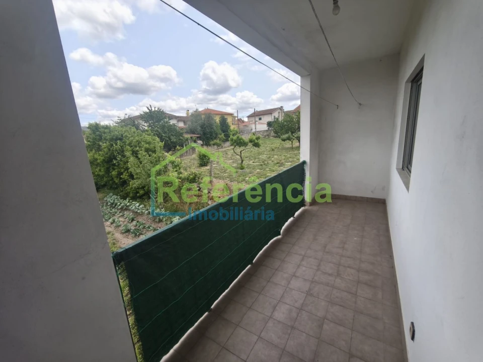 Moradia T4 para Venda em Outeiro Seco Foto 15