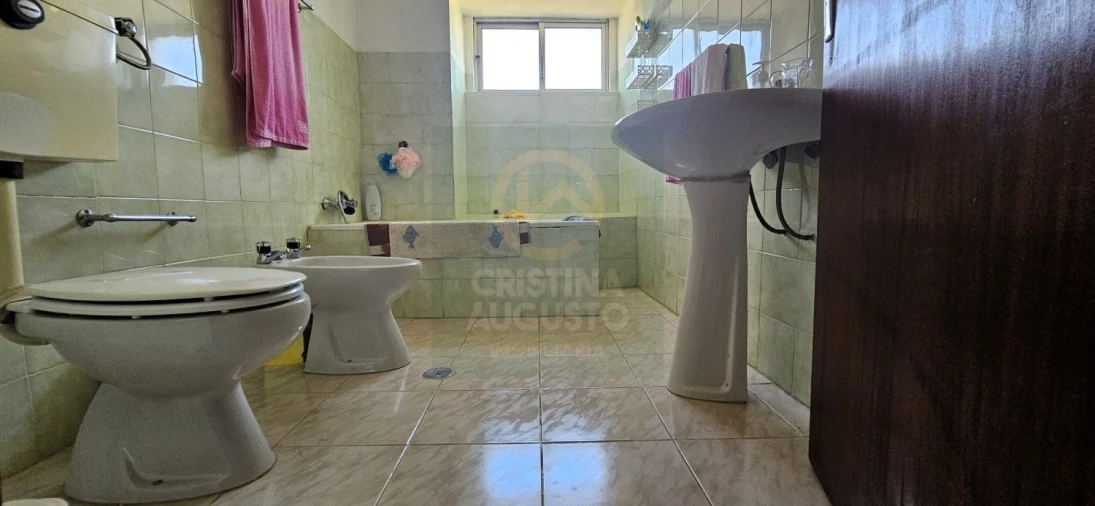 Moradia T6 para Venda em Ninho do Açor e Sobral do Campo Foto 9