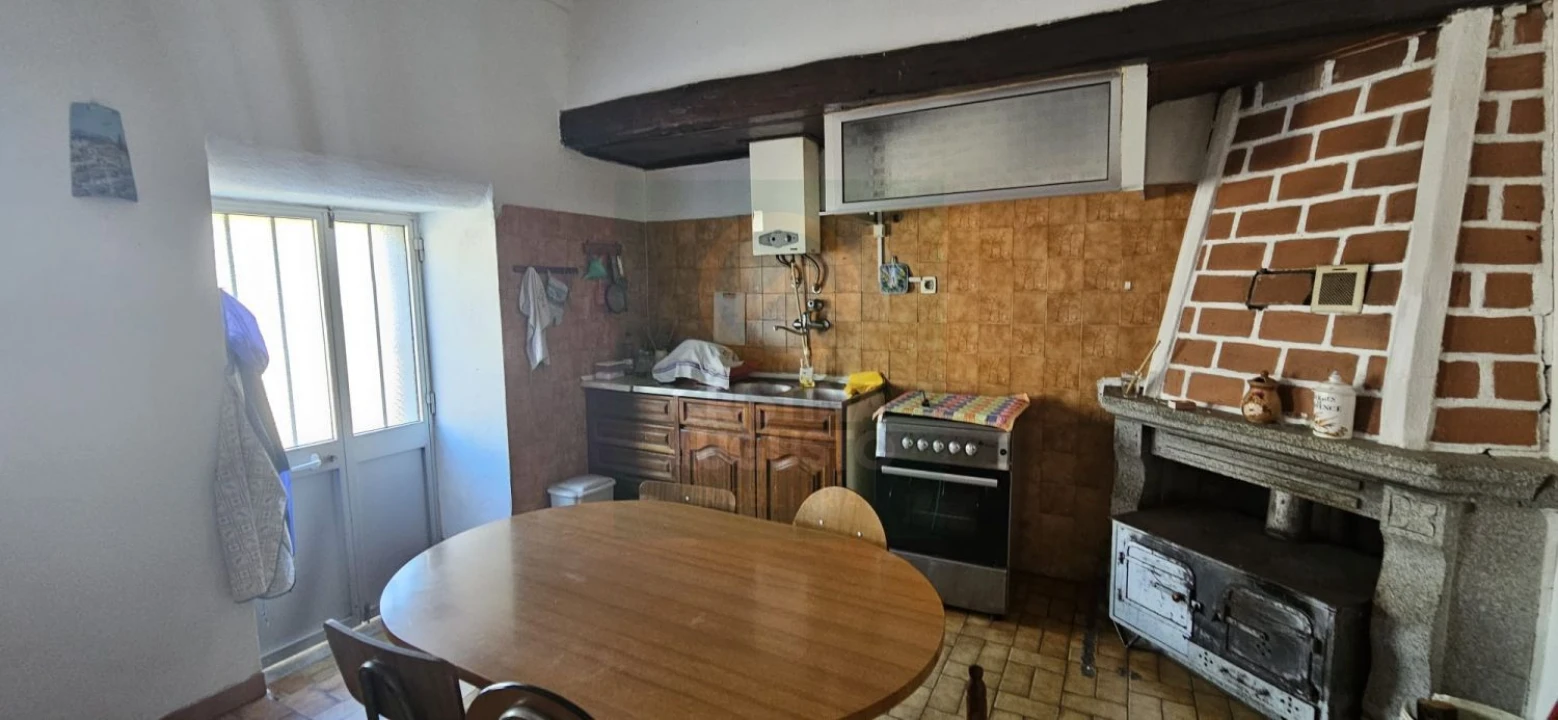 Moradia T6 para Venda em Ninho do Açor e Sobral do Campo Foto 8