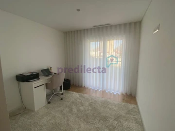 Apartamento T3 para Venda em Campanhã