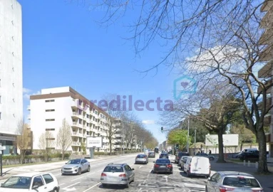 Apartamento T4 para Venda em Paranhos