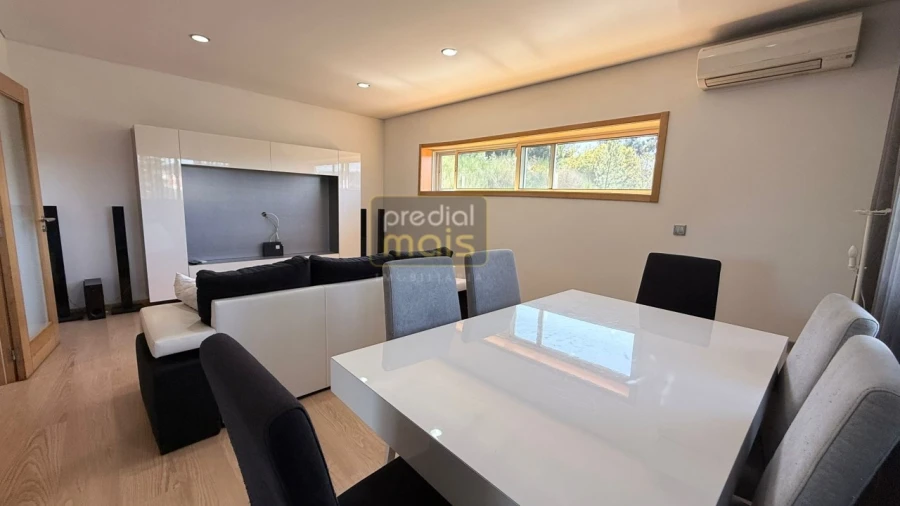 Moradia T3 para Venda em Guilhufe e Urrô Foto 13